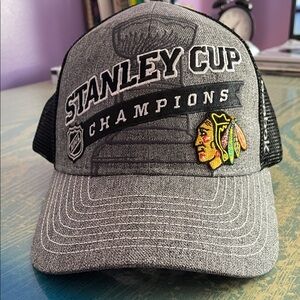 Mens Reebok Center Ice Chicago Blackhawks Stanley Cup Championship Hat 2013